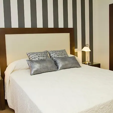 Mozart Con Garaje Cerca Gratuito Portonovo Centro Apartment *